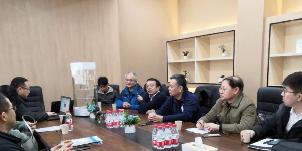 动态  | 北京人工晶体研究院有限公司董事长李勇、黄存新副院长等领导一行来访奥趋光电